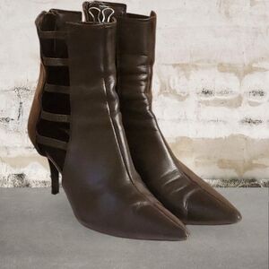 Women Vintage Leather Black Ankle Booties By Zara Woman Size 40EU Size 9-9.5 US